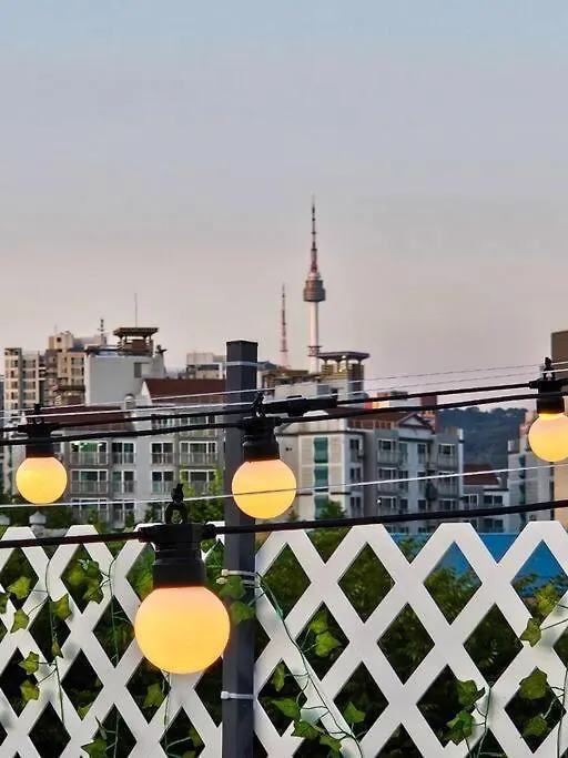Yongsan Cozy Castle With Rooftop Garden For Families Séoul
