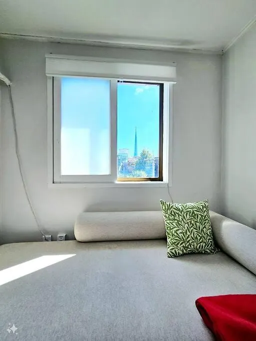 Yongsan Cozy Castle With Rooftop Garden For Families Seoul