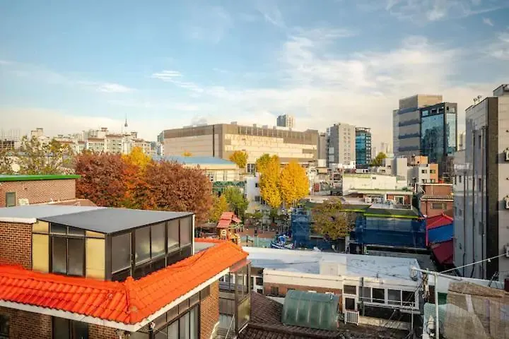 Yongsan Cozy Castle With Rooftop Garden For Families Seoul